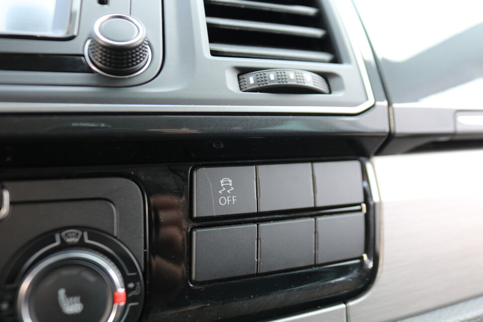 VW-Bedrijfswagens Transporter 2.0 TDI L2 H1 150pk DC 4-Motion Automaat Airco Led Trekhaak Camera
