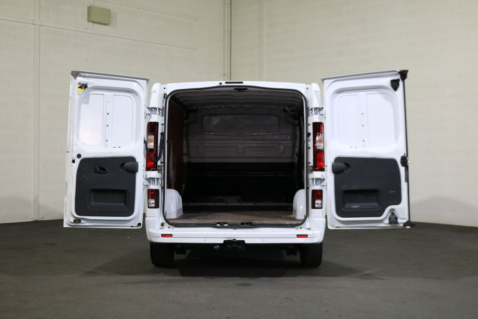 Renault Trafic 2.0 dCi 145pk L2 H1 Airco Navigatie Camera