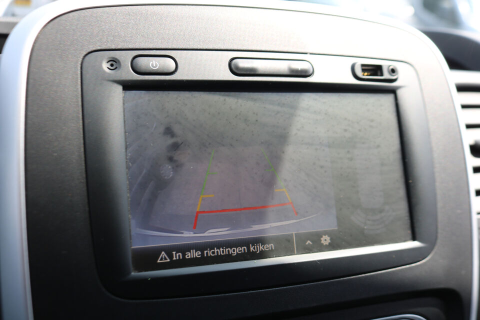 Renault Trafic 2.0 dCi 145pk L2 H1 Airco Navigatie Camera