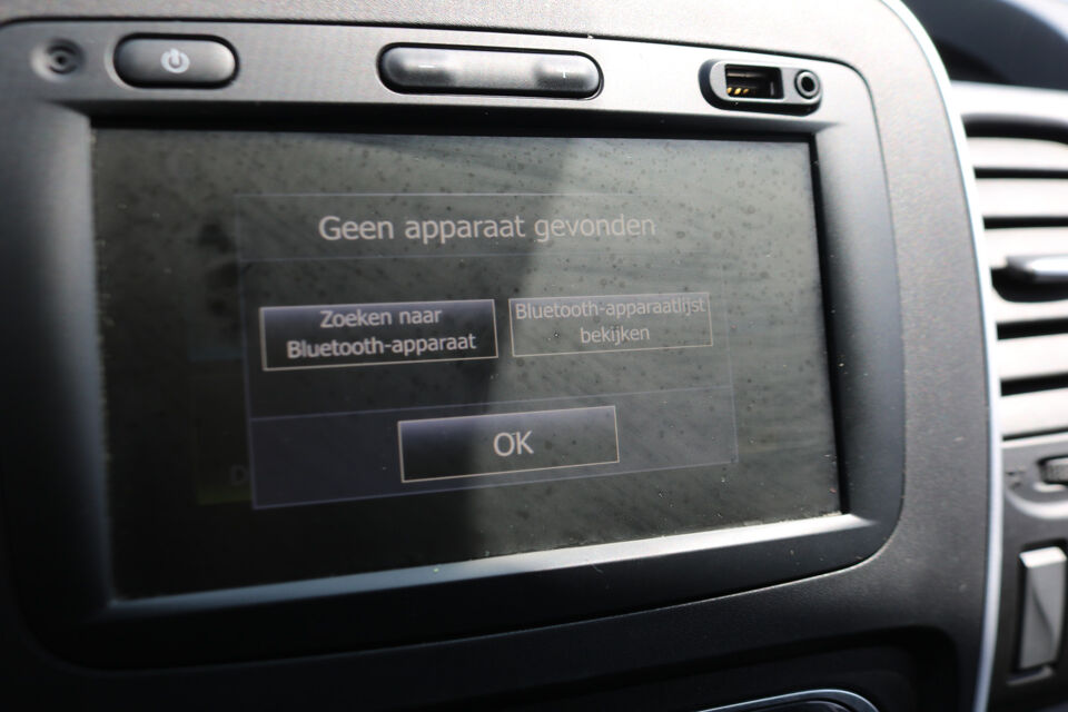 Renault Trafic 2.0 dCi 145pk L2 H1 Airco Navigatie Camera