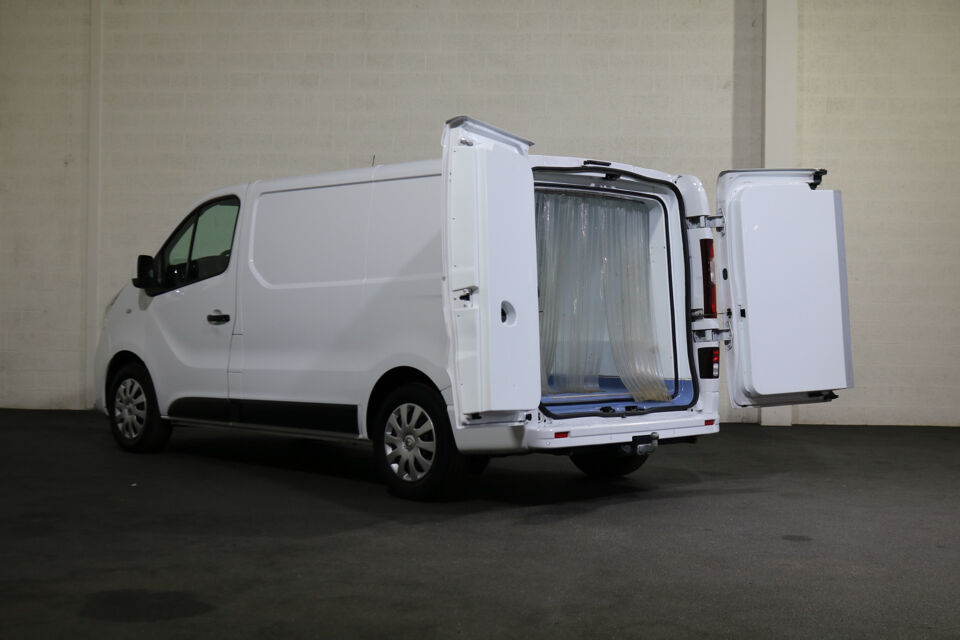 Renault Trafic 2.0 dCi 120pk L1 H1 Koelwagen Dag en Nacht Airco Navigatie Trekhaak