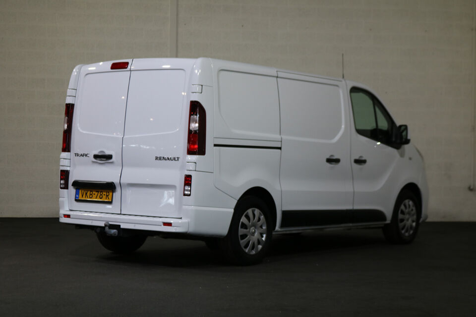 Renault Trafic 2.0 dCi 120pk L1 H1 Koelwagen Dag en Nacht Airco Navigatie Trekhaak