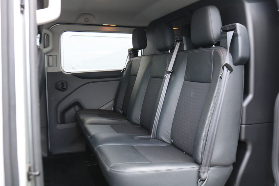 Ford Transit Custom 2.0 TDCI L2 H1 DC Sport Camera Trekhaak Apple Carplay