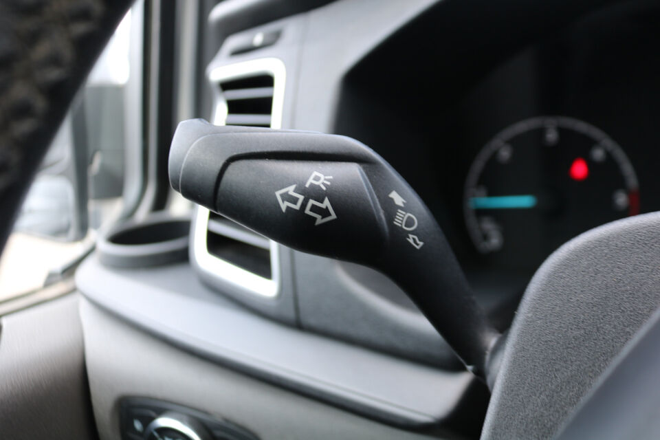 Ford Transit Custom 2.0 TDCI L2 H1 DC Sport Camera Trekhaak Apple Carplay