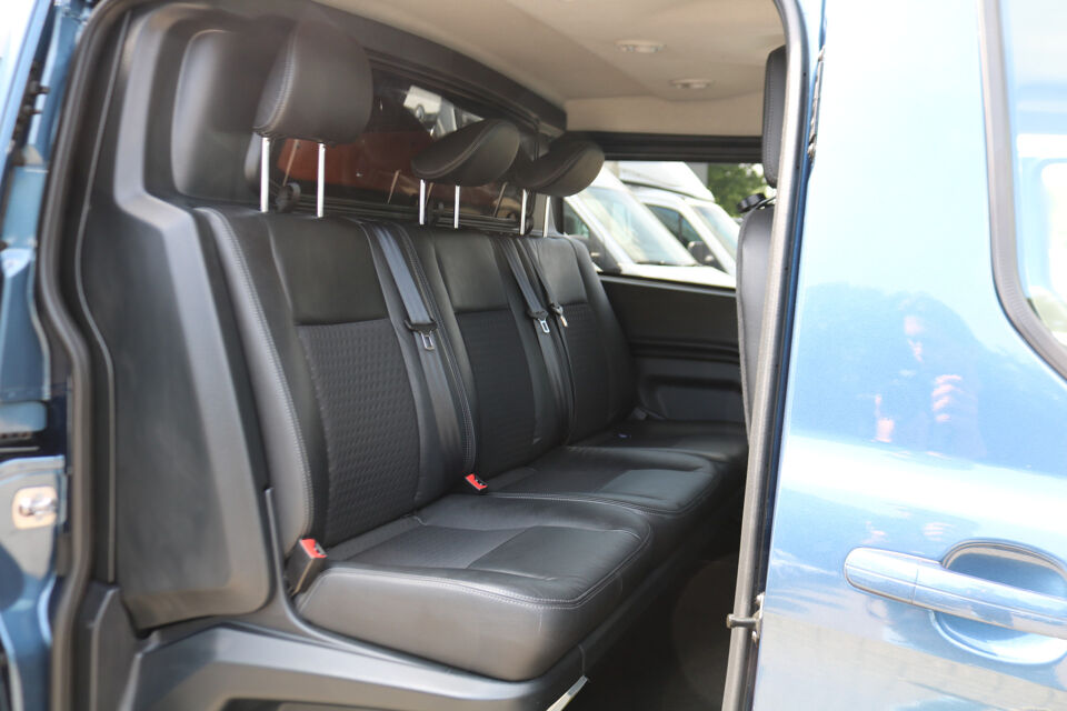 Ford Transit Custom 2.0 TDCI L1H1 Sport DC Automaat Navigatie Camera Trekhaak