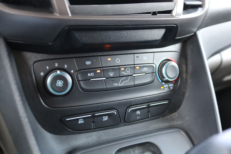 Ford Transit Connect 1.5 EcoBlue L2 Trend Automaat Airco Navigatie Camera Trekhaak