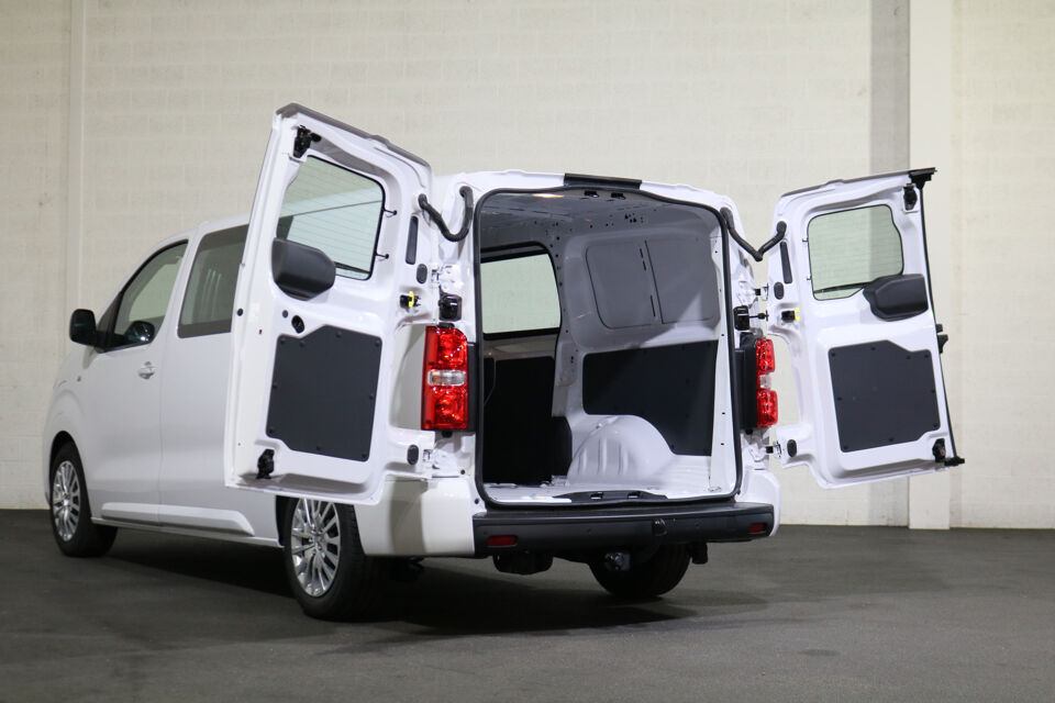 Peugeot e-Expert EV L3 75 kWh Airco Navigatie Trekhaak
