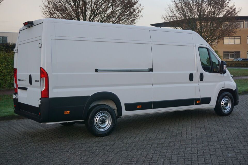Peugeot Boxer Heavy 2.2HDI L4H2 180PK BPM VRIJ!!