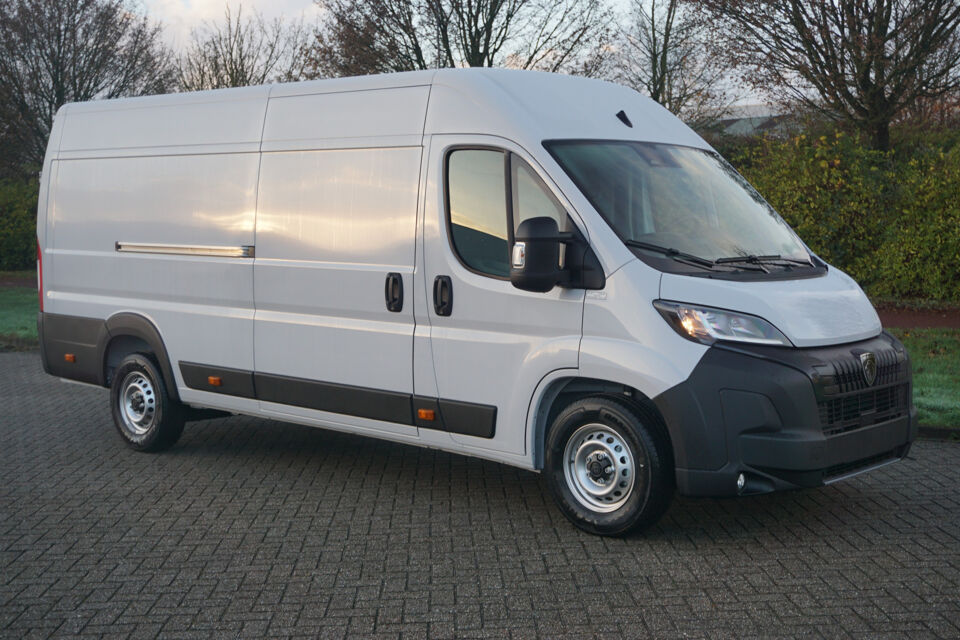 Peugeot Boxer Heavy 2.2HDI L4H2 180PK BPM VRIJ!!