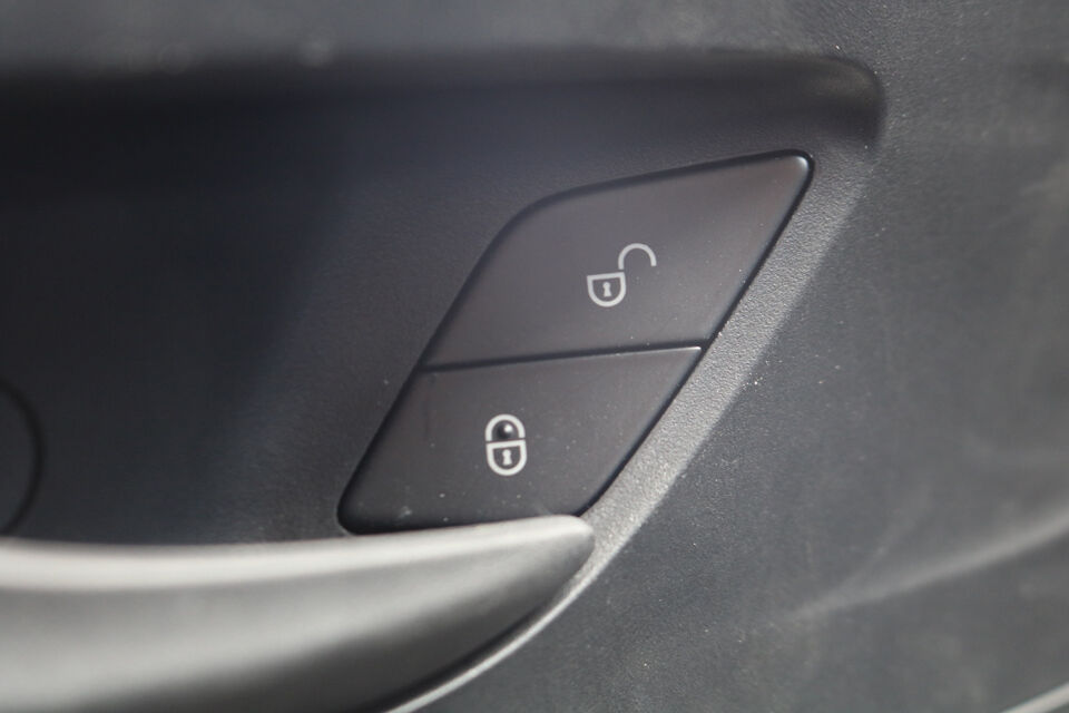 Mercedes-Benz Vito 114 CDI XL Airco Led Achterklep Overbrengvoertuig