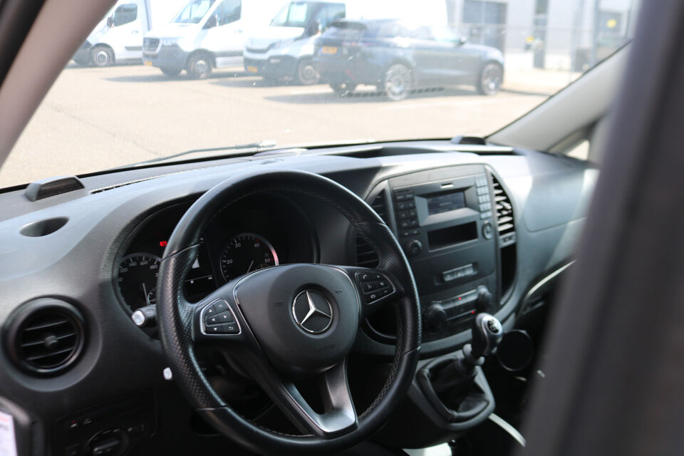Mercedes-Benz Vito 114 CDI Airco Achterklep Inrichting
