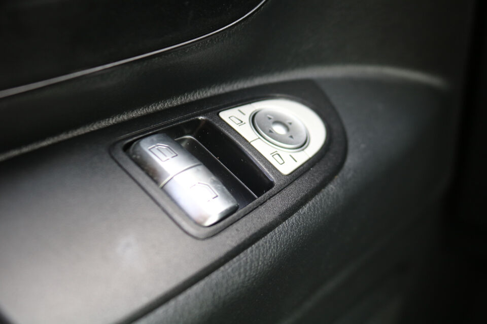Mercedes-Benz Vito 114 CDI Airco Achterklep Inrichting