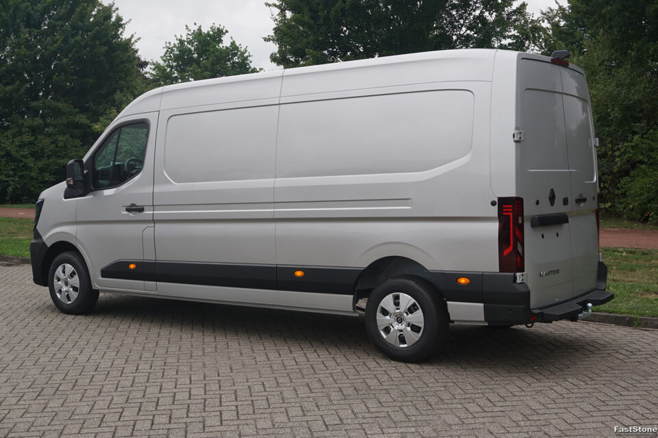 Renault Master T35 170PK Extra L3H2 BPM VRIJ!!