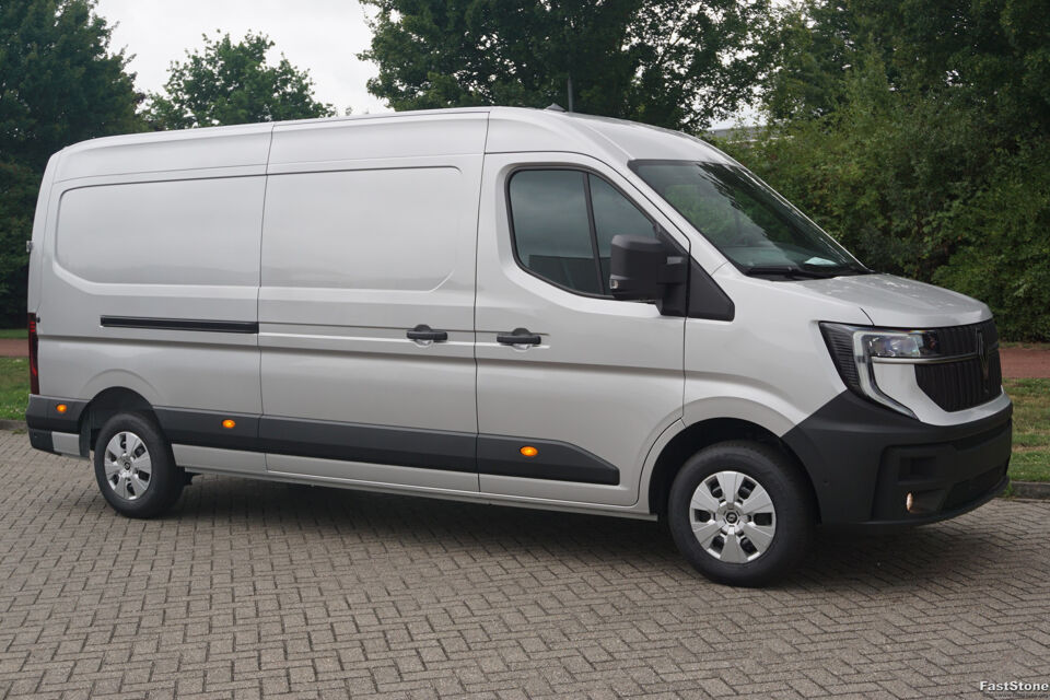 Renault Master T35 170PK Extra L3H2 BPM VRIJ!!