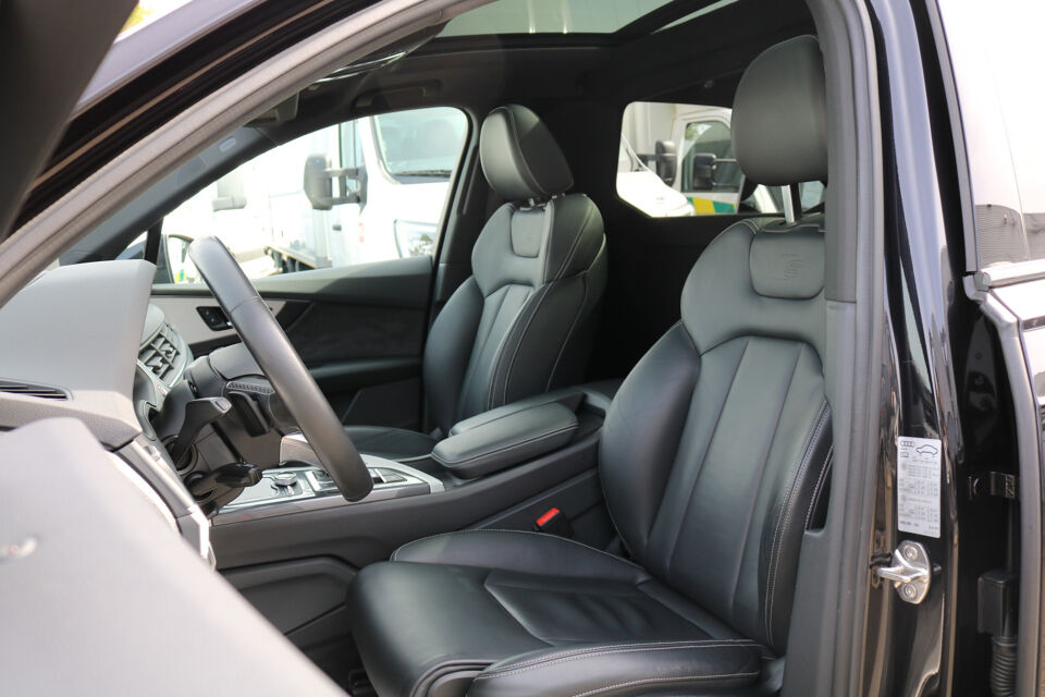 Audi SQ7 4.0 TDI V8 436pk Quattro Grijs Kenteken