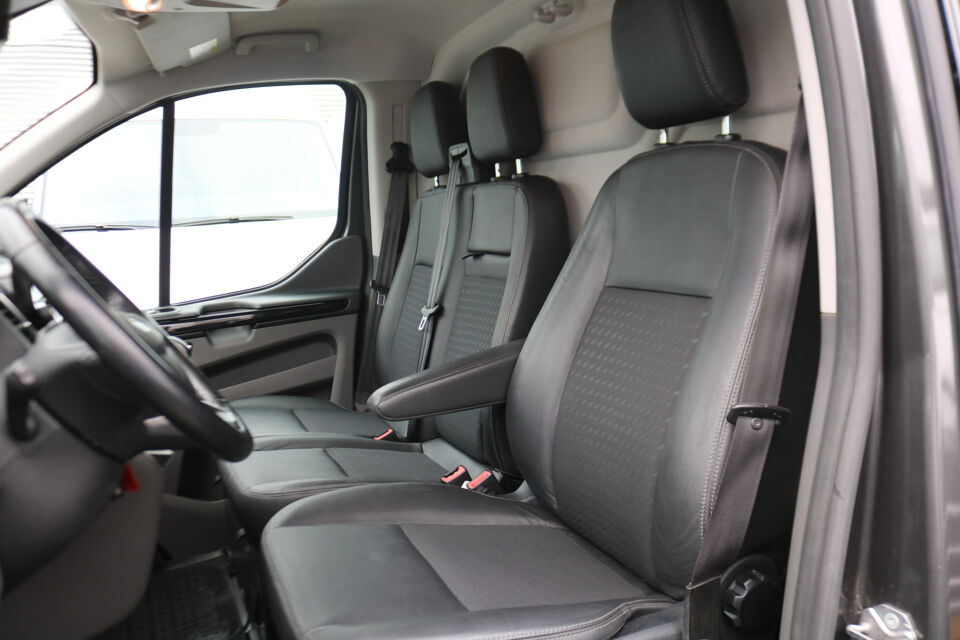 Ford Transit Custom 2.0 TDci 170pk L2 H1 Sport 2.8T Trekhaak