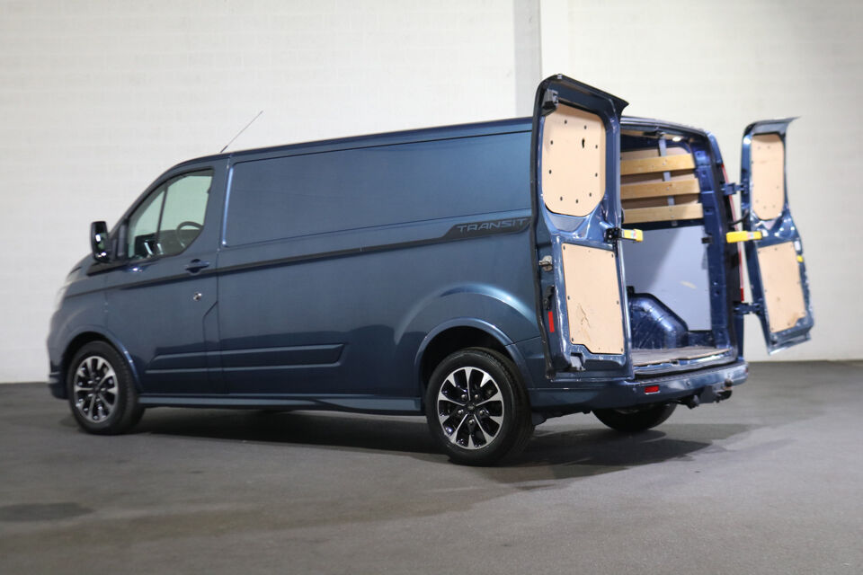 Ford Transit Custom 2.0 TDCI L2 H1 Sport Automaat