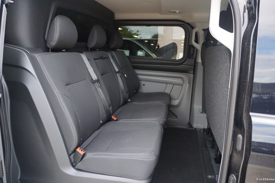 Ford Transit Custom 320L 136PK Trend DC AUT BPM VRIJ!!