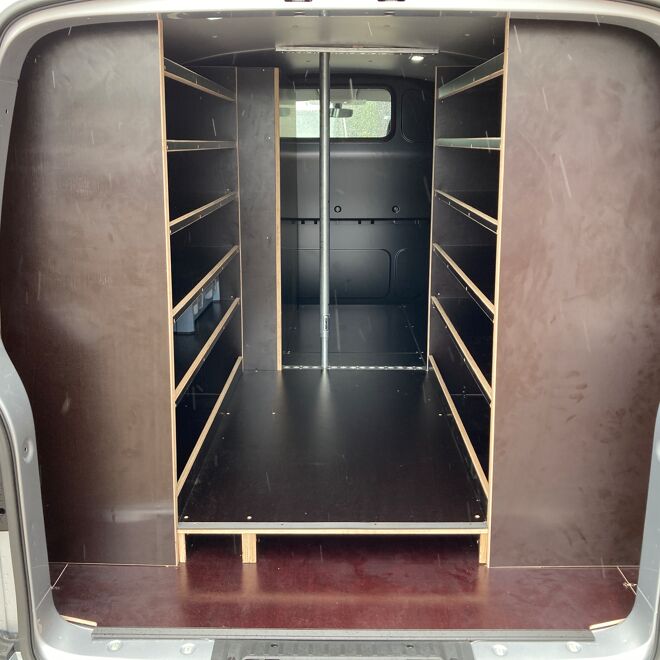 Houten inbouw bestelbus