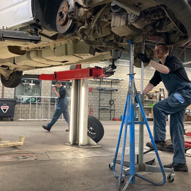 Repararen bestelbus
