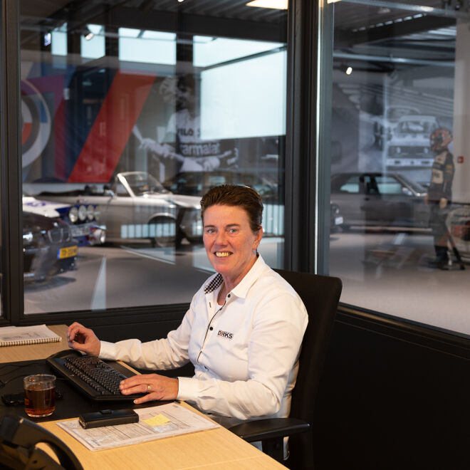 Lease Derks Bedrijfswagens in Uden