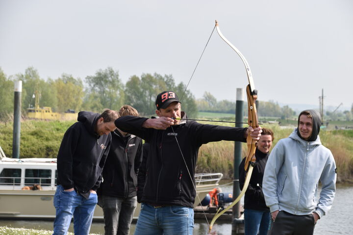 Teamuitje Derks Bedrijfswagens - boogschieten