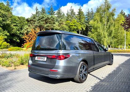 Mercedes-Benz E-Klasse 214 Rouwwagen
