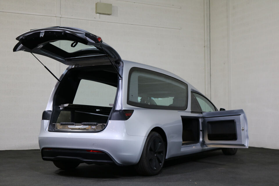 Tesla Hearse 3 Facelift Begrafeniswagen (Nieuw) 